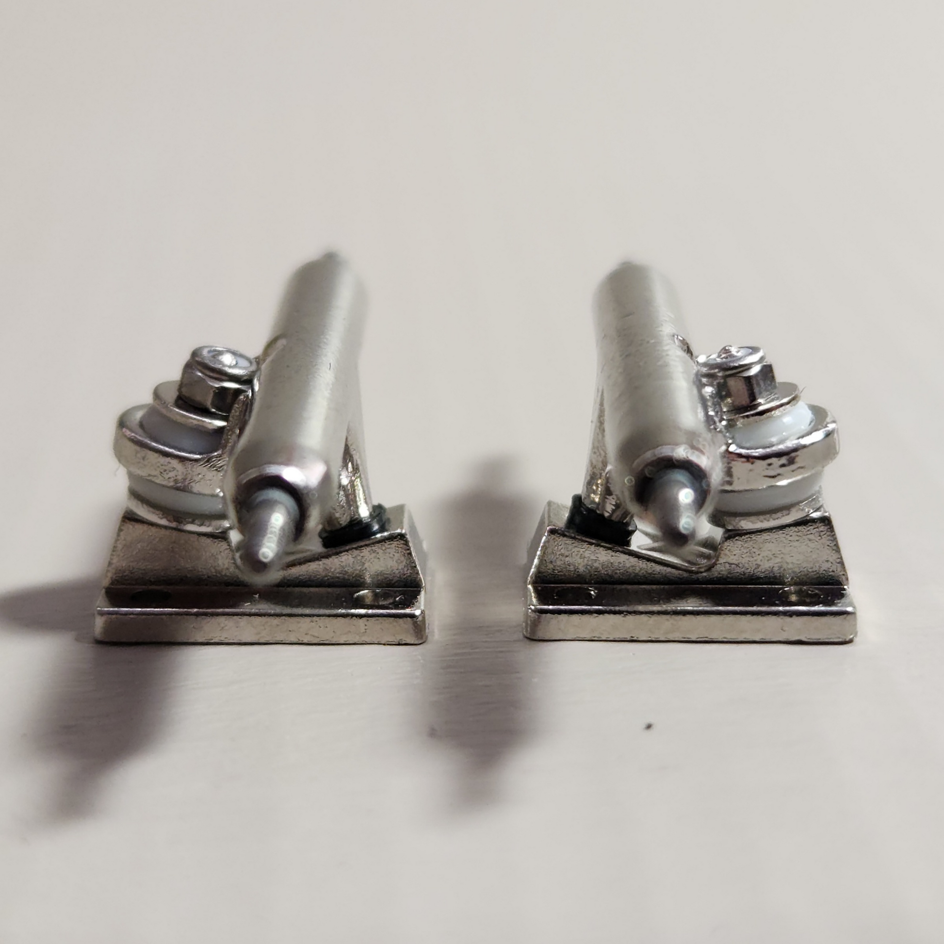 AAFB | Authentic Round Axle - 36mm Pro Fingerboard Trucks