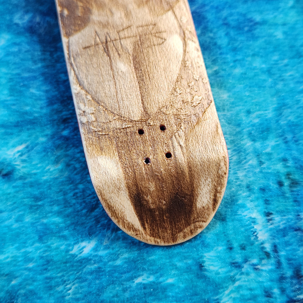 The Look She Gives - 36mm Fingerboard Blem Deck