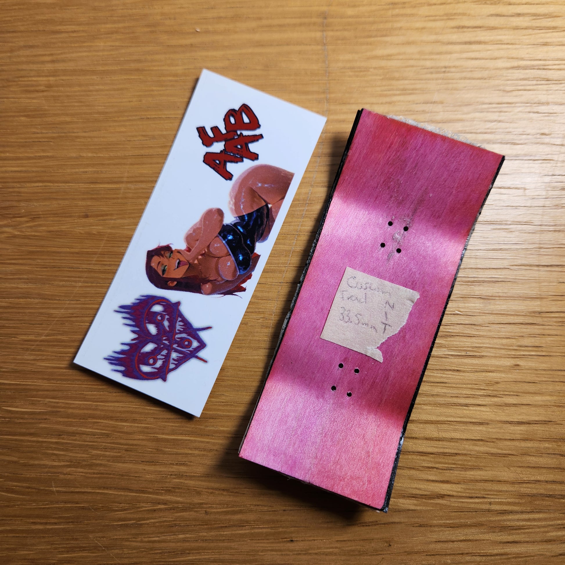 Custom 33.5mm Fingerboard Deck w/ Decal for Sheldon Shredder