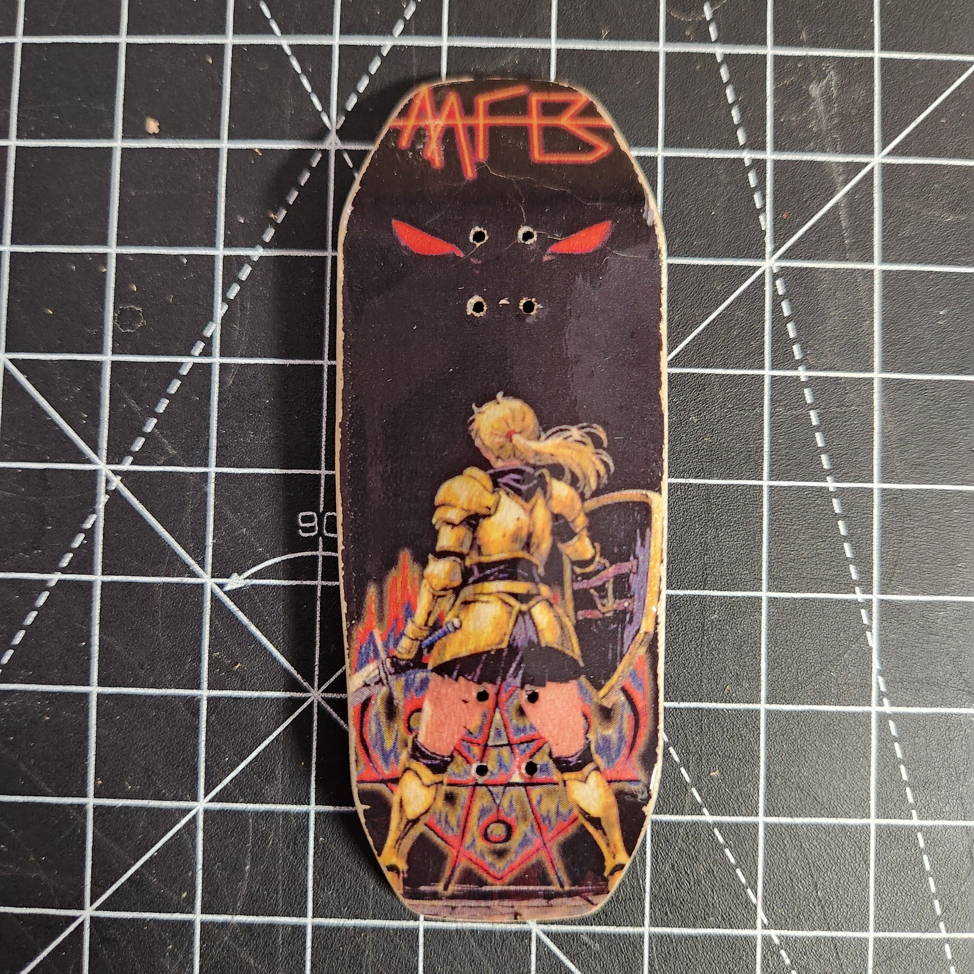 Face The Shadow - 34mm Fingerboard Deck | TRADITION - Popsicle