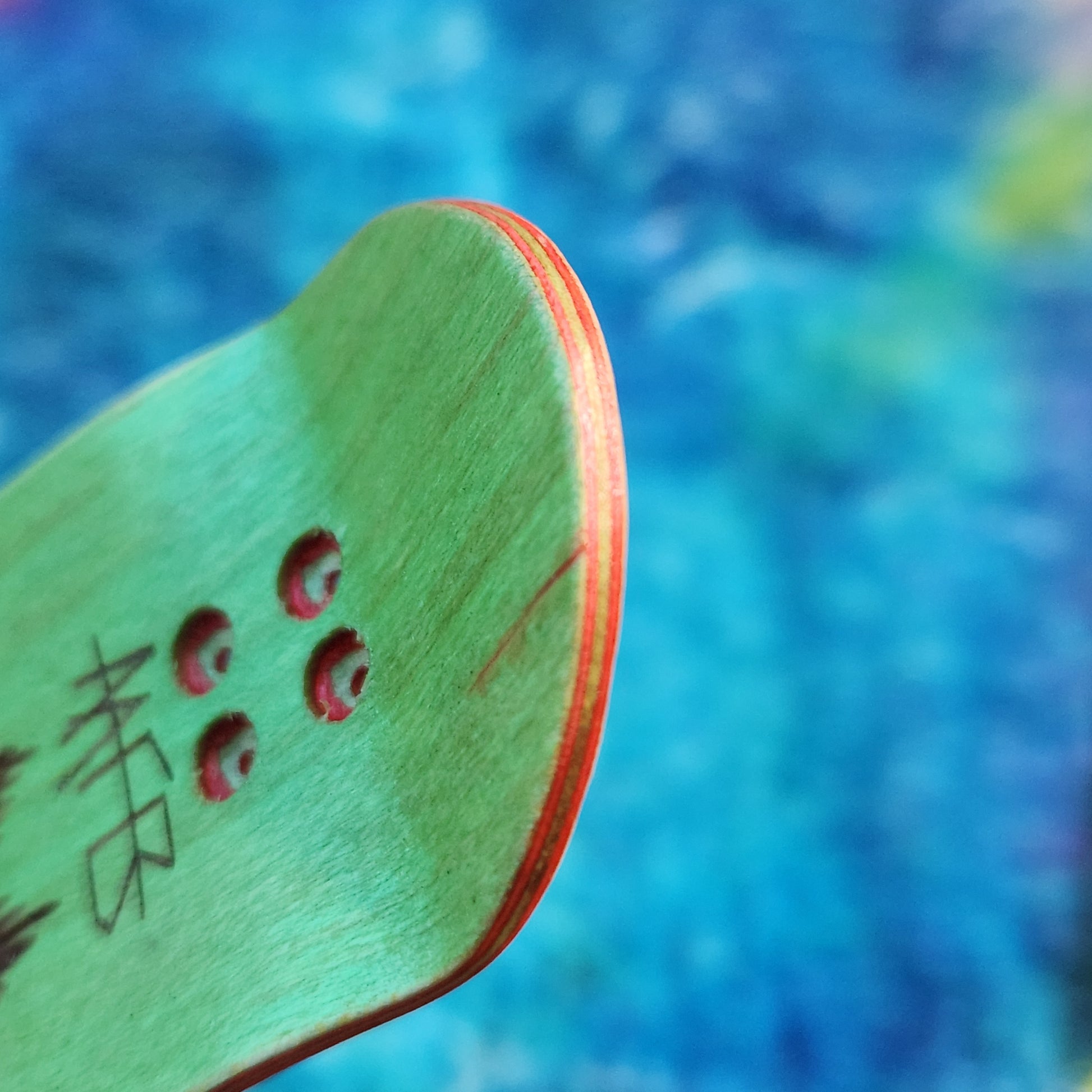 Slime Girl - 36mm Fingerboard Blem Deck