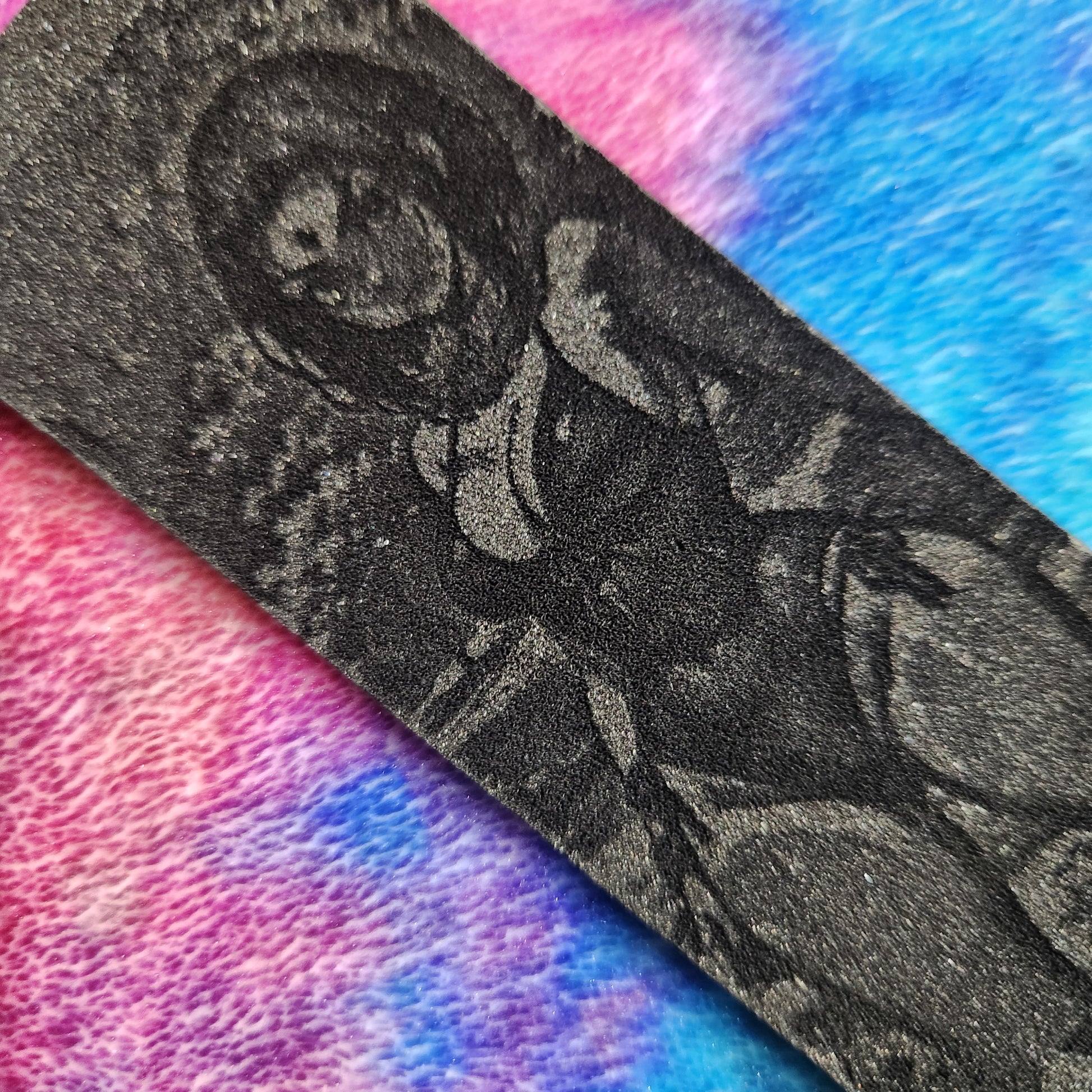 Swimsuit Raven | 1mm Thick Pro Fingerboard Griptape