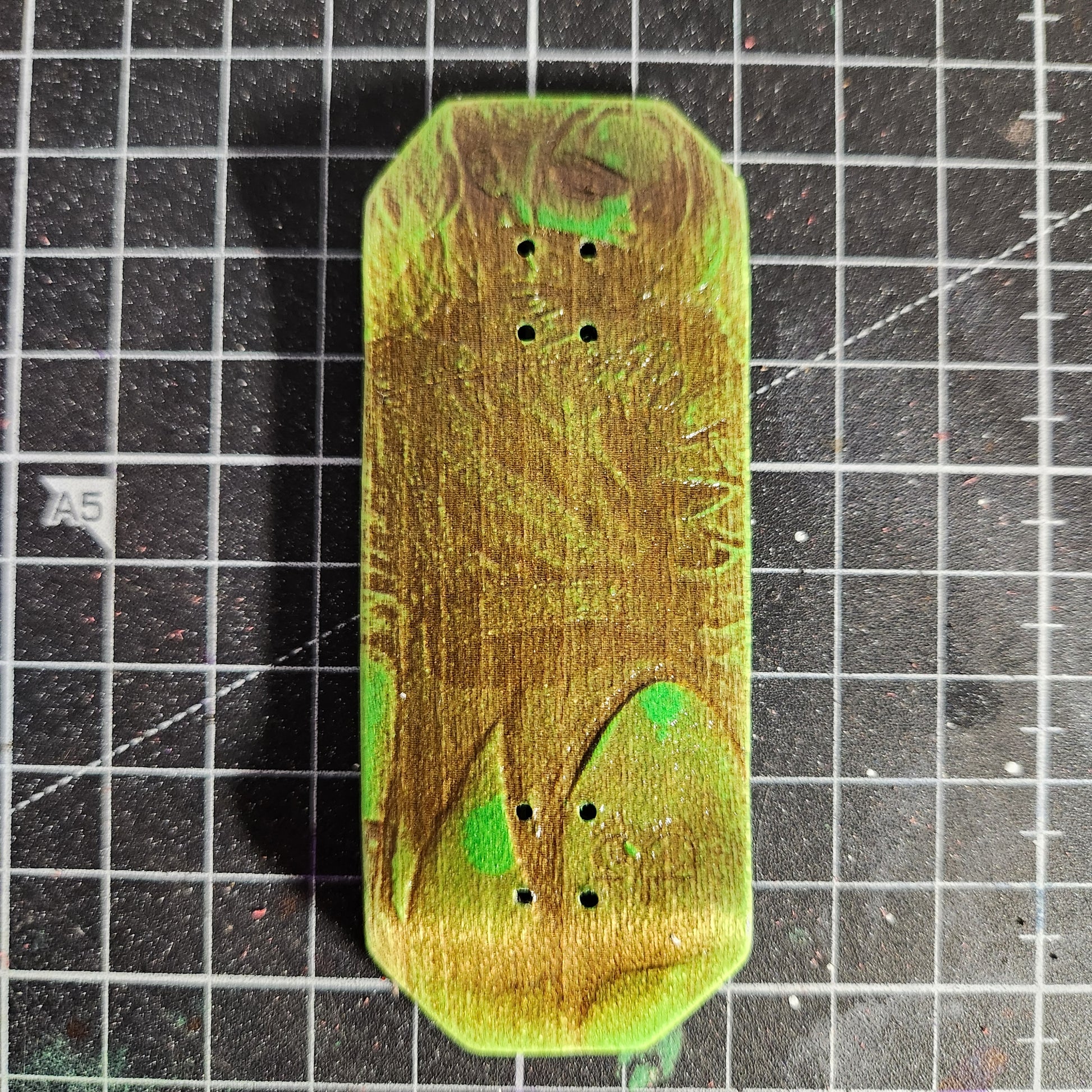 Cyber Goth Back - 36mm Fingerboard Deck