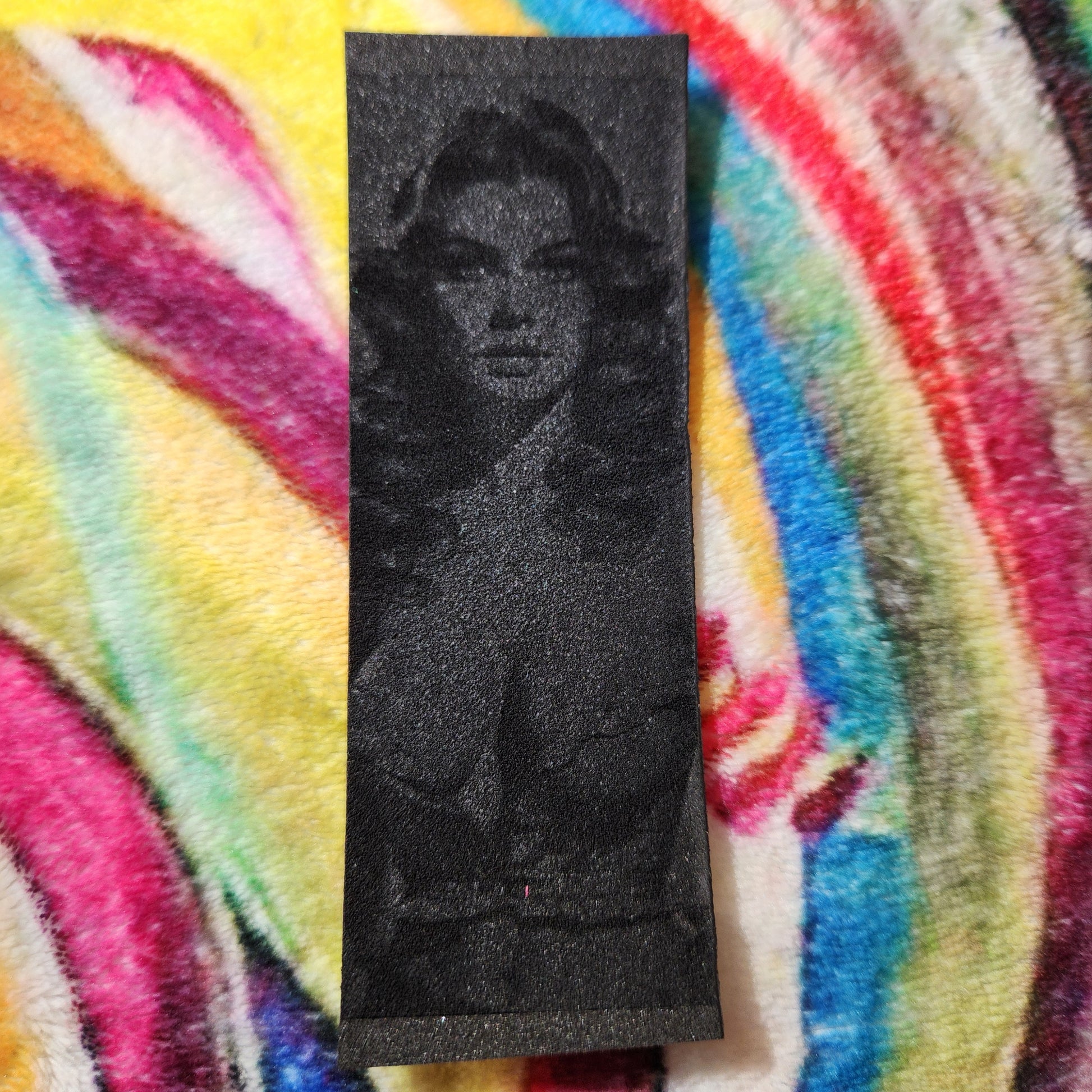 70s Pinup Gal #2 | 1mm Thick Pro Fingerboard Griptape