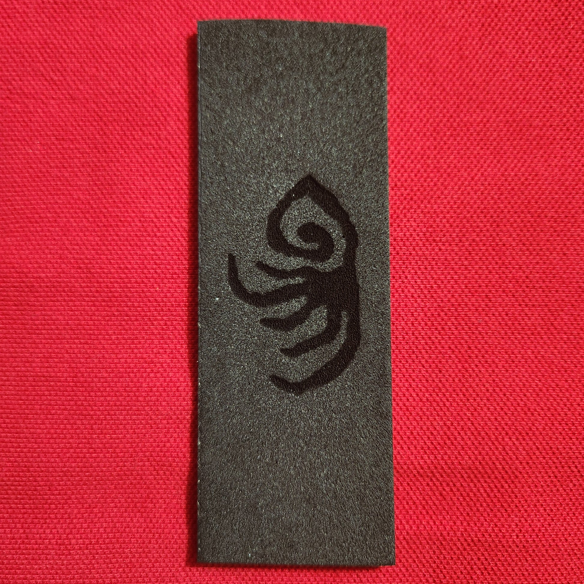 Beast's Embrace Rune | 2mm Thick Pro Fingerboard Griptape