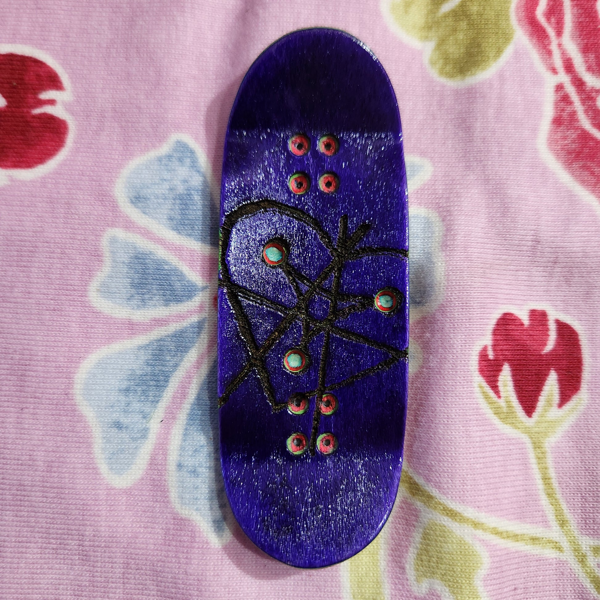 We Got Visitors - 36mm Fingerboard Deck