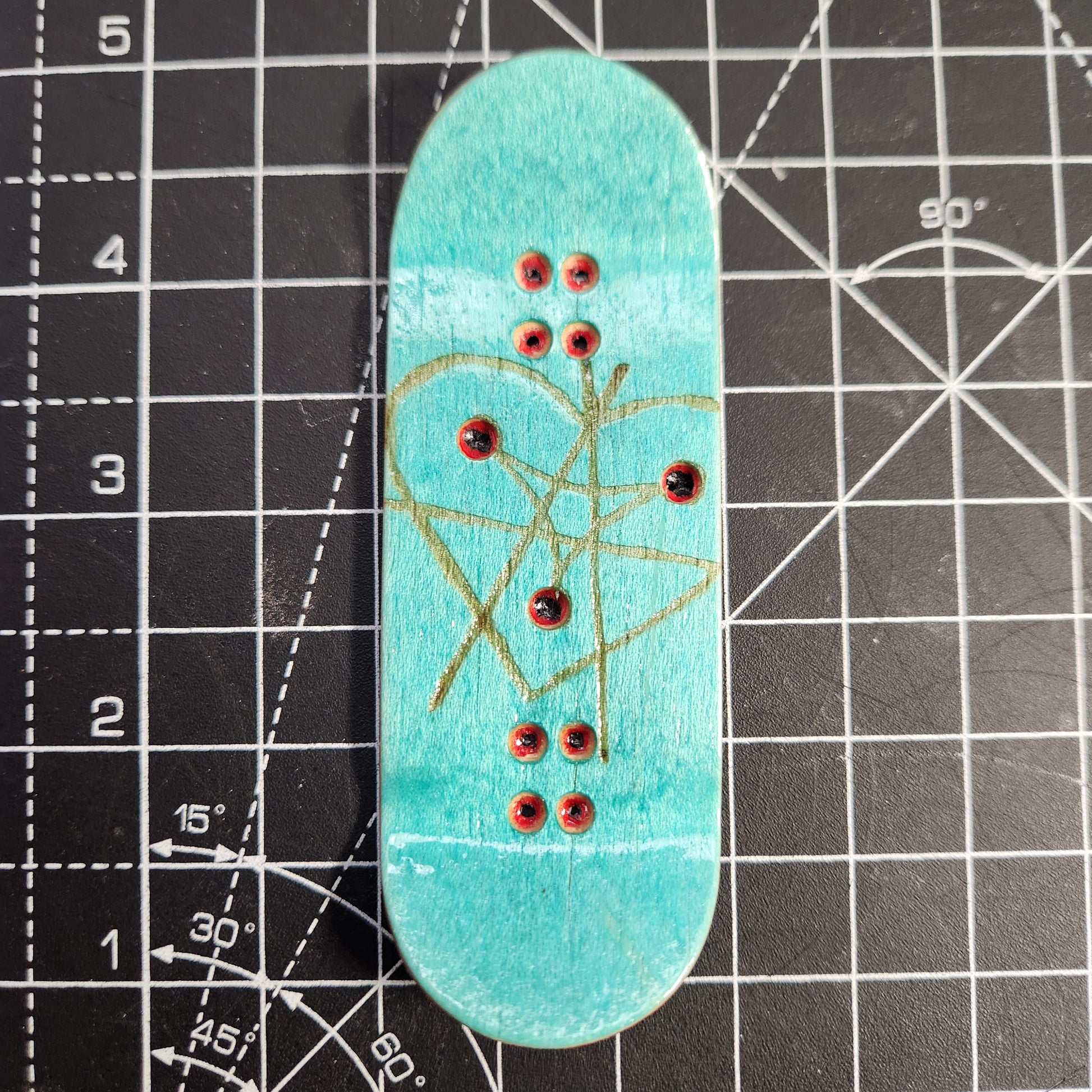 Pale Mech Pilot - 36mm Fingerboard Deck | LOWRIDER - Popsicle