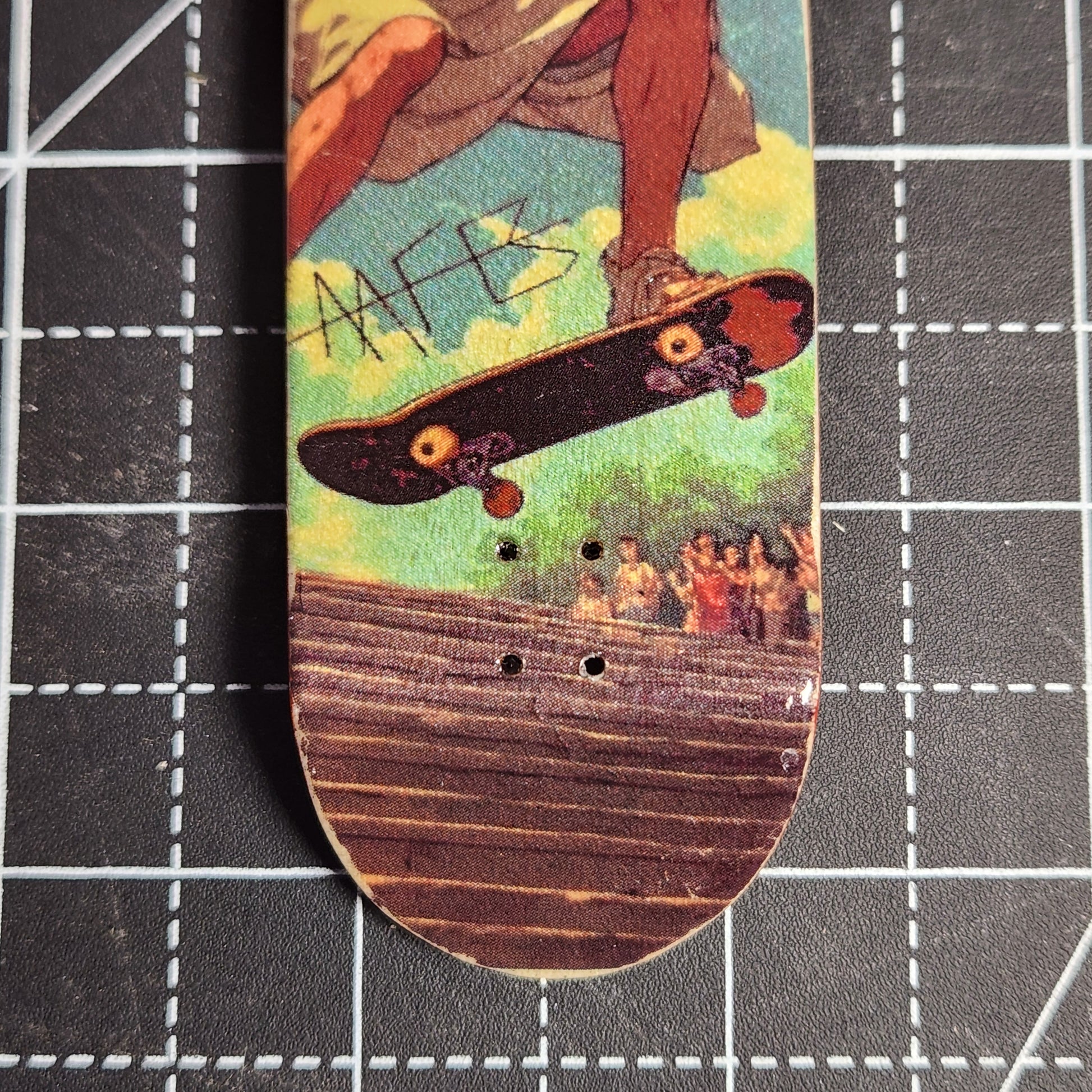 The King Clears The Gap - 36mm Fingerboard Deck