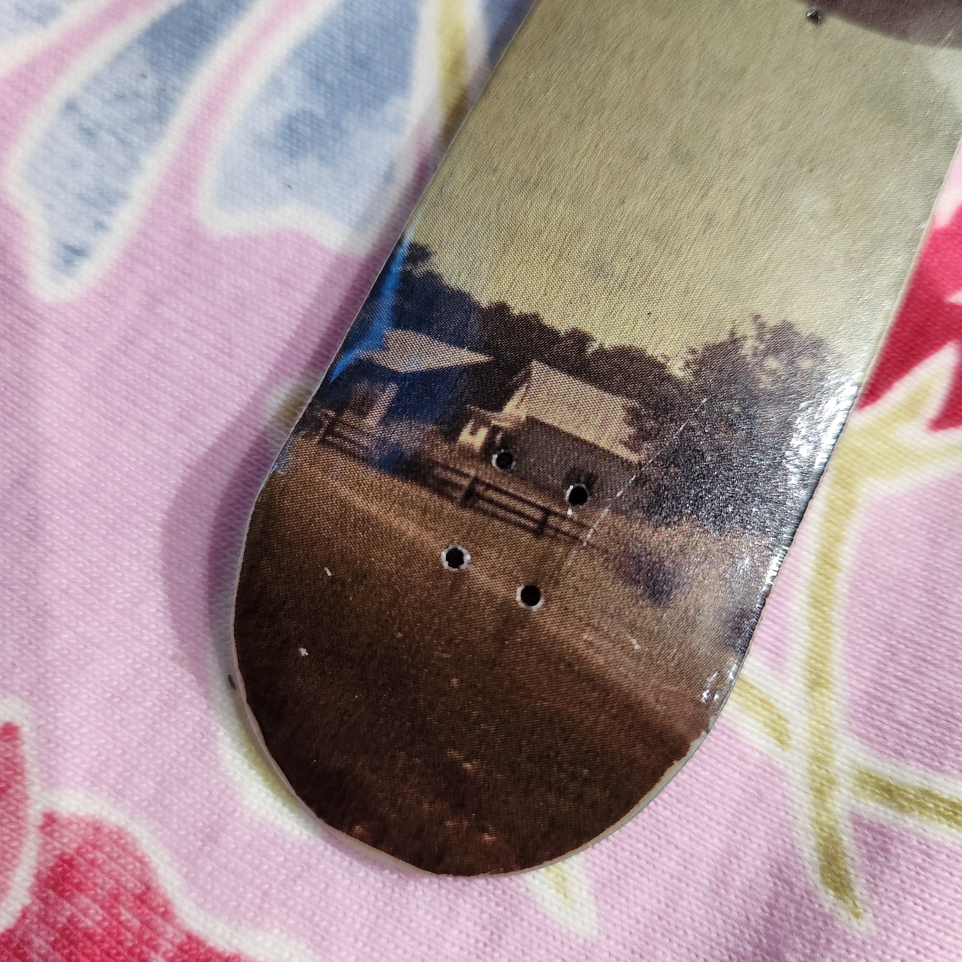 We Got Visitors - 36mm Fingerboard Deck