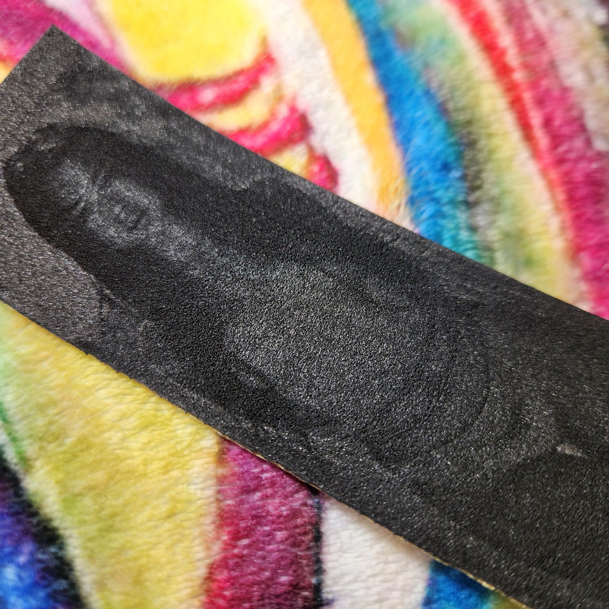 Latina Pinup #3 | 1mm Thick Pro Fingerboard Griptape