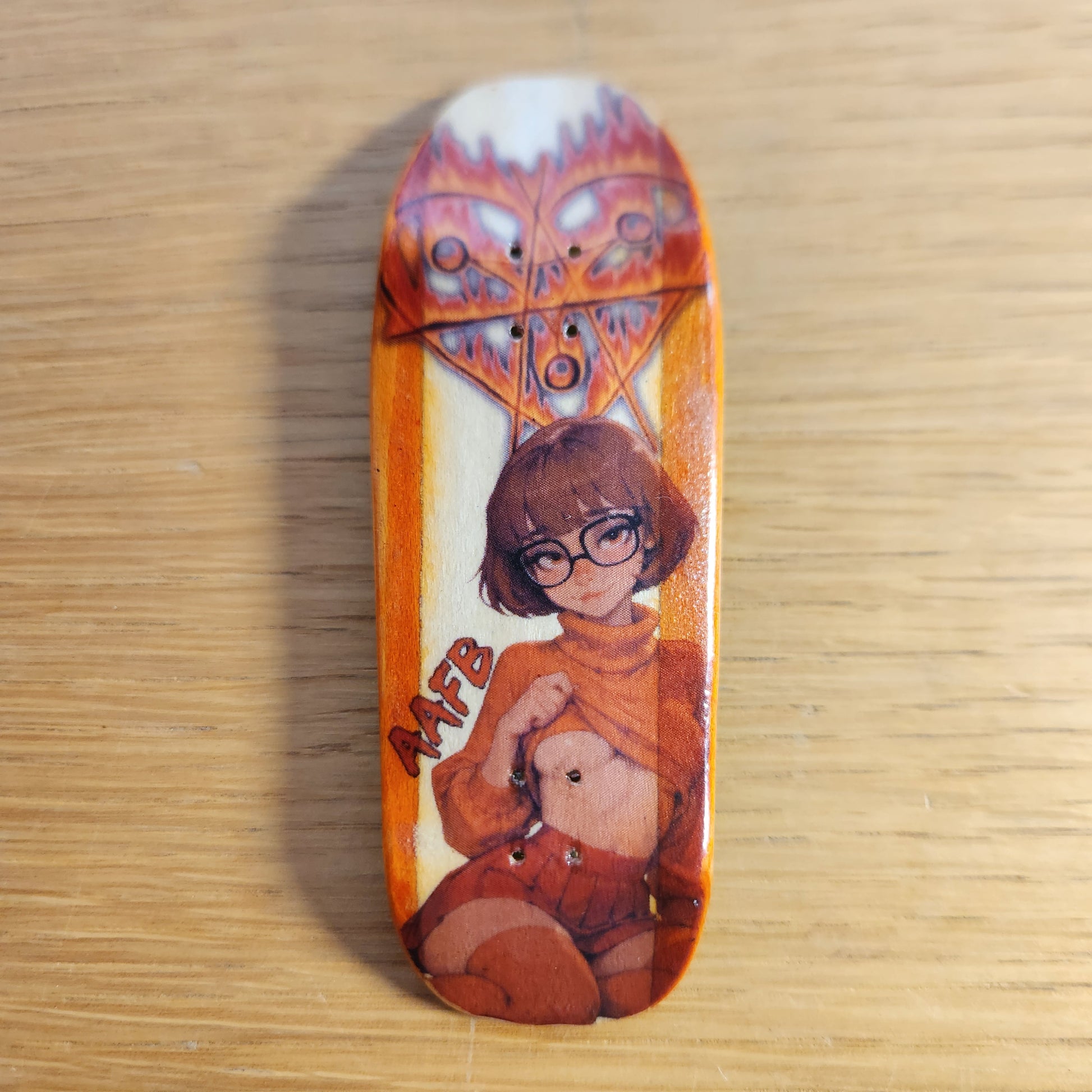 Velma Tease Split-Ply Fingerboard Deck| 34mm TRADITION - Cruise Coffin