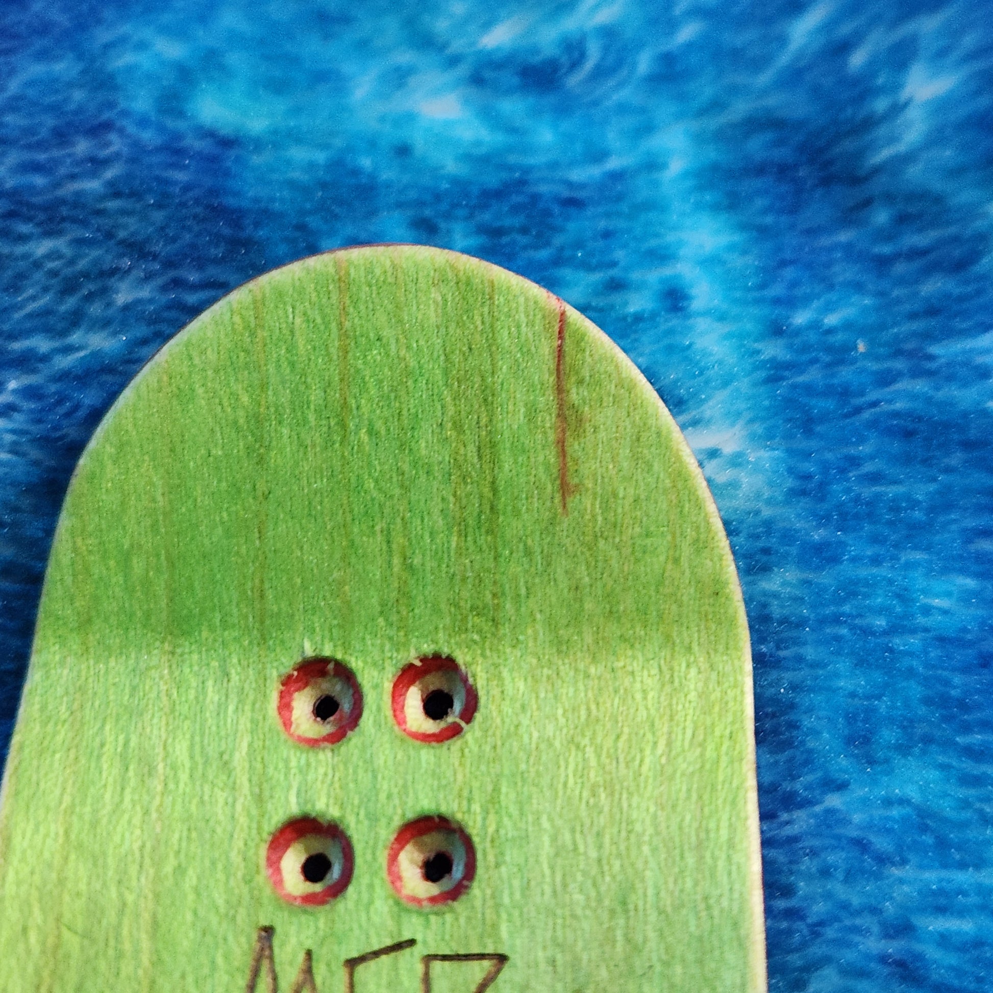 Slime Girl - 36mm Fingerboard Blem Deck